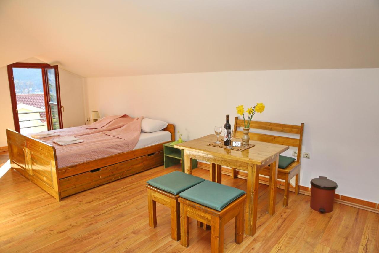 Loki Apartment